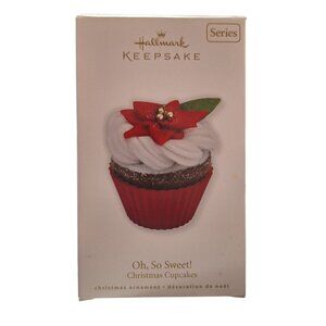 Hallmark Keepsake Oh So Sweet Christmas Cupcake Ornament 2010 Series Felt Glitte